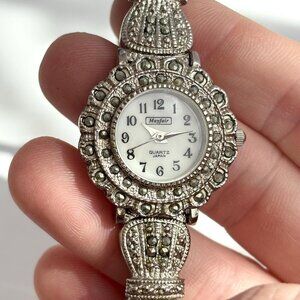Art Deco Mayfair Silver T Stretch Ladies Vintage Wristwatch - 25mm - WORKS!
